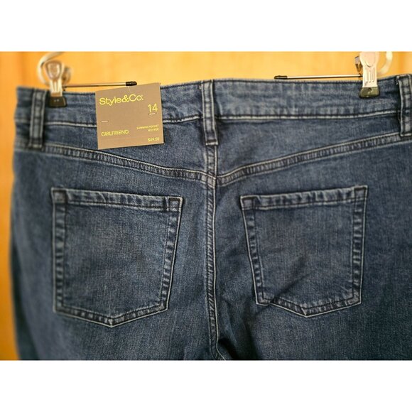 Style & Co. Girlfriend Jeans Size 14 Dark Wash - Picture 9 of 9